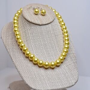 Pearl Faux necklace set